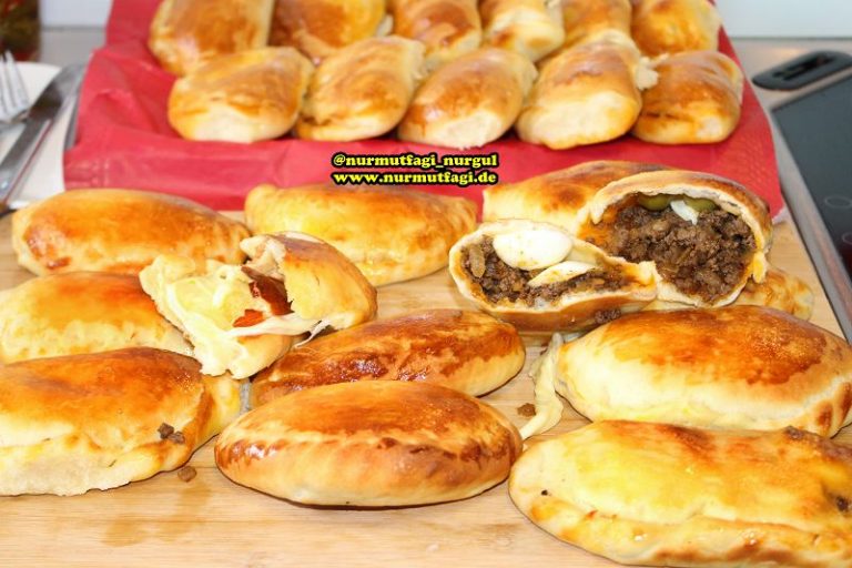 Kiymali Empanada ispanyol böregi tarifi, yumusacik kasar