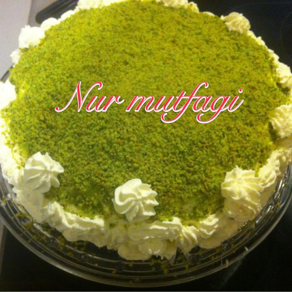 Ispanaklı yas Pasta tarifi Nur Mutfağı