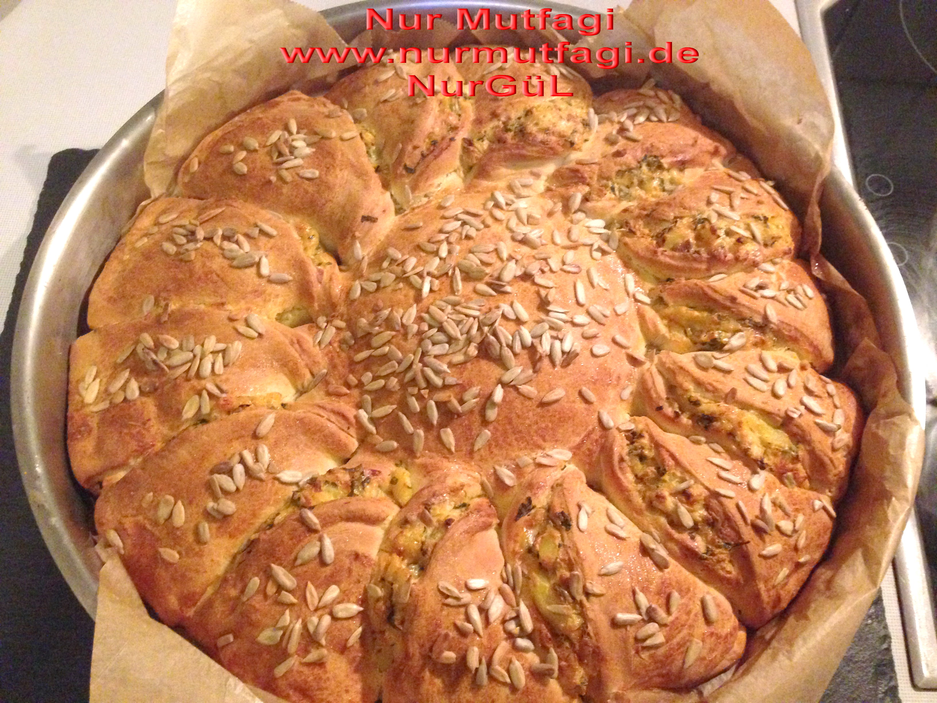 Cicek Papatya Börek tarifi Nur Mutfağı