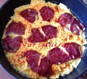 pastirmali omlet