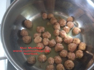 hindi köfteli yogurtlu corba (1)