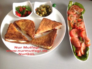 yumurtali tost kizartmasi sucuklu pastirmali kasar peynirli (5)