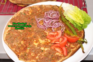 lahmacun lavas ekmegi ile (3)