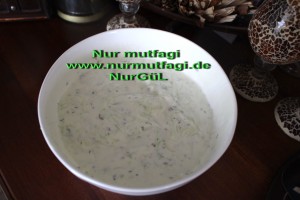 yogurtlu salatalik cacik (5)
