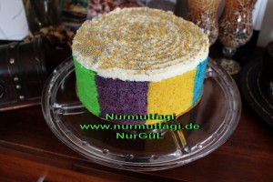 5 renkli gökkusagi pastasi regenbogen torte (54)