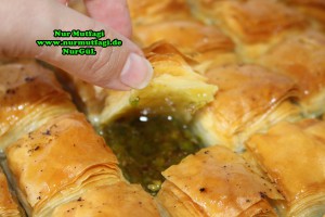 baklava 40 kat fistikli kaymakli ev yapimi antep baklavasi (46)