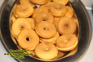 bir hamurdan iki tarif Top Kek ve Mini Donuts ( Donat, topkek, donaut )