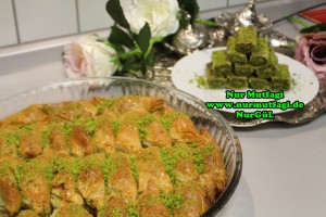 fistikli sarma - antep fistikli dolama - fistikli dürüm baklava tarifi (60)