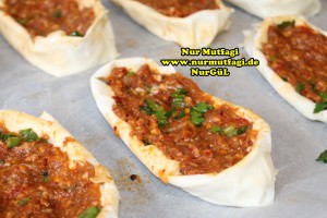 Kiymali sandal böregi nasil yapilir tarifi  (29)