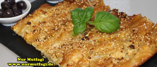 Büzgülü Börek yufkadan Pileli Börek tarifi Nur Mutfağı