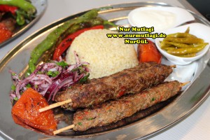 tavada sis kebab nasil yapilir tarifi (12)