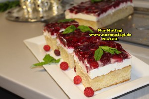 himbeertorte, himbeerschnitte, frambuaz pastasi nasil yapilir tarifi (40)