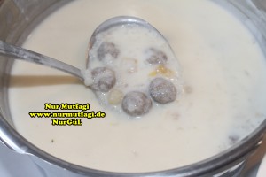 yuvarlama-kofteli-yogurtlu-topalak-corbasi-3