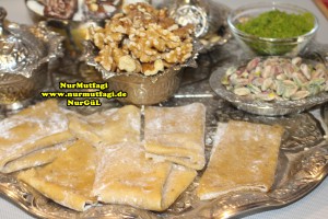 bastik-uzum-pestili-nasil-yapilir-tarifi-11