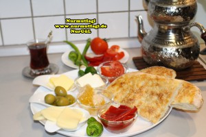 susamli-tirnakli-pide-tarifi-27