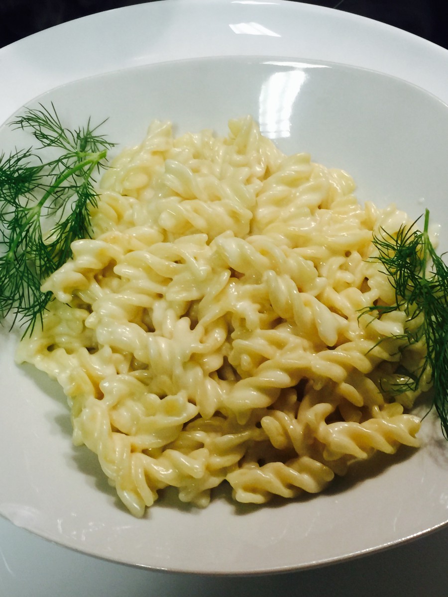 Kremalı peynir soslu makarna tarifi makarna sosu Nur Mutfağı