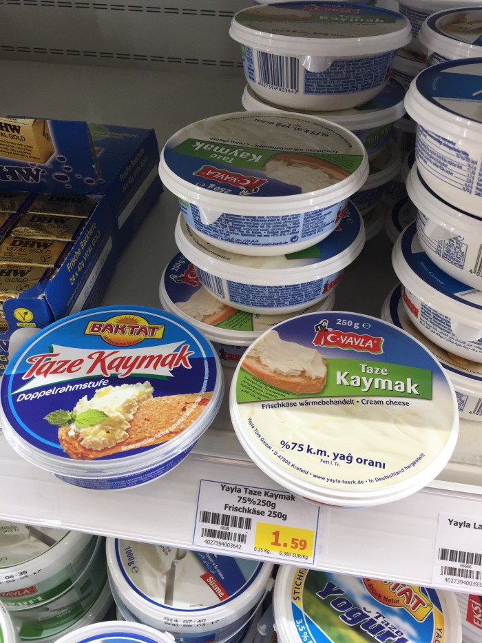 mascarpone türkiyede ne kullanilir, mascarpone alternatif nedir, mascarpone yerine kaymak