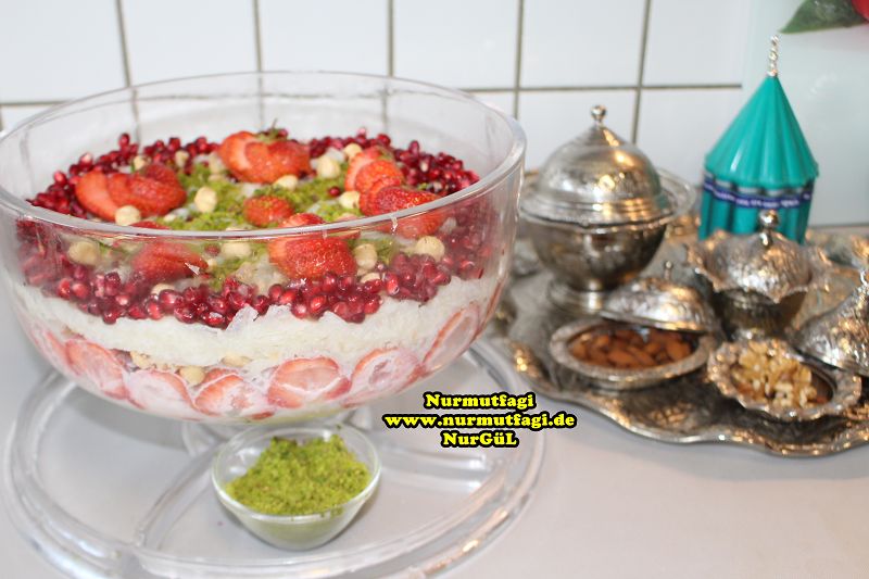 güllac nasil yapilir, ramazan tatlisi güllac tarifi, sütlü tatli (24)