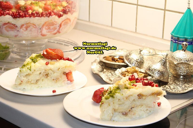 güllac nasil yapilir, ramazan tatlisi güllac tarifi, sütlü tatli (31)