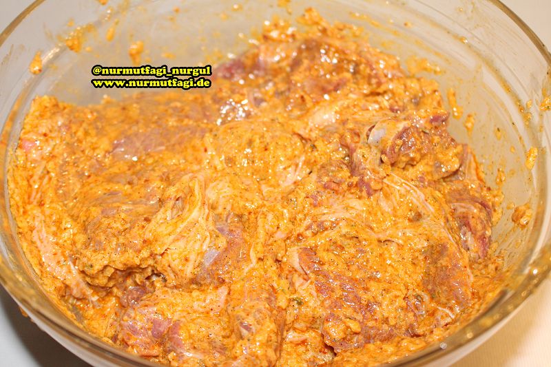 Ev Yapimi Et Döneri nasil yapilir tarifi evde et döner tarifi, döner