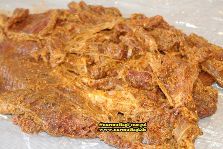 Ev Yapimi Et Döneri nasil yapilir tarifi evde et döner tarifi, döner