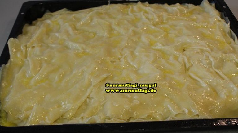 Derin dondurucuda sakladığımız Su böreği yufkasından su böreği tarifi