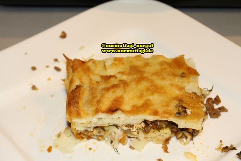 Derin dondurucuda sakladığımız Su böreği yufkasından su böreği tarifi