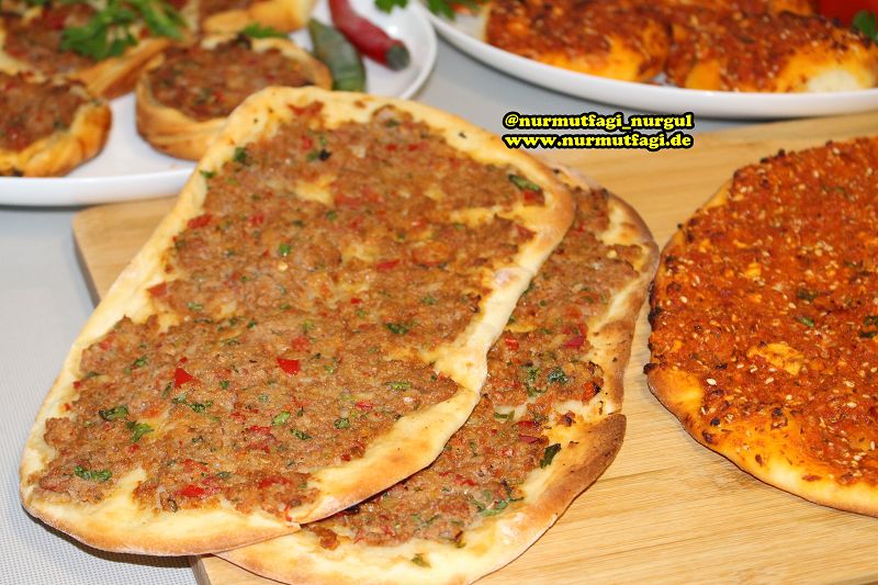 hatay mutfagindan kaytaz böregi tarifi, biberli ekmek tarifi, antakya mutfagi (57)
