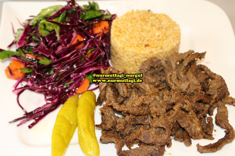 Yaprak Et Döneri nasil yapilir tarifi, et döner tarifi Nur Mutfağı