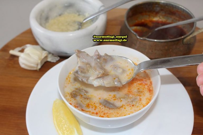 Terbiyeli etli Paca corbasi nasil yapilir tarifi Nur Mutfağı