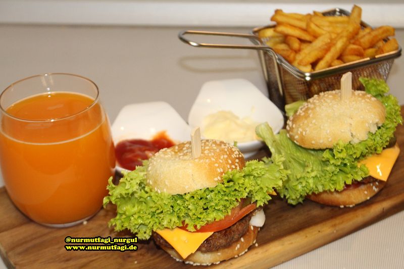 Ev yapımı Hamburger Ekmeği ve Hamburger köftesi nasil yapilir tarifi