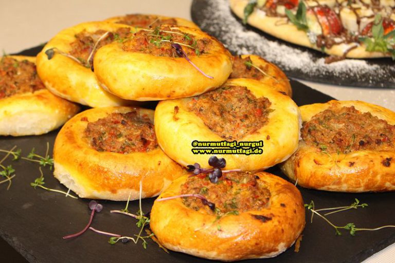 CANTIK BÖREĞİ KIYMALI BÖREK BURSANIN CANTIK BÖREK TARİFİ, Nurmutfagi