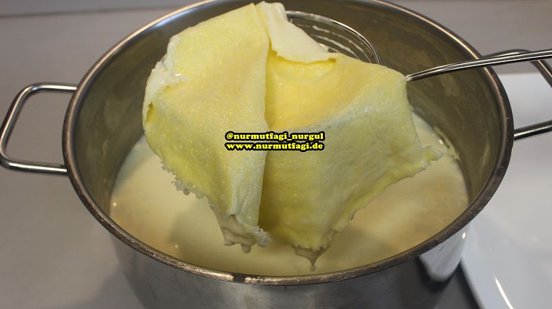 süt kaymagi nasil kullanilir, balli kaymak Nur Mutfağı