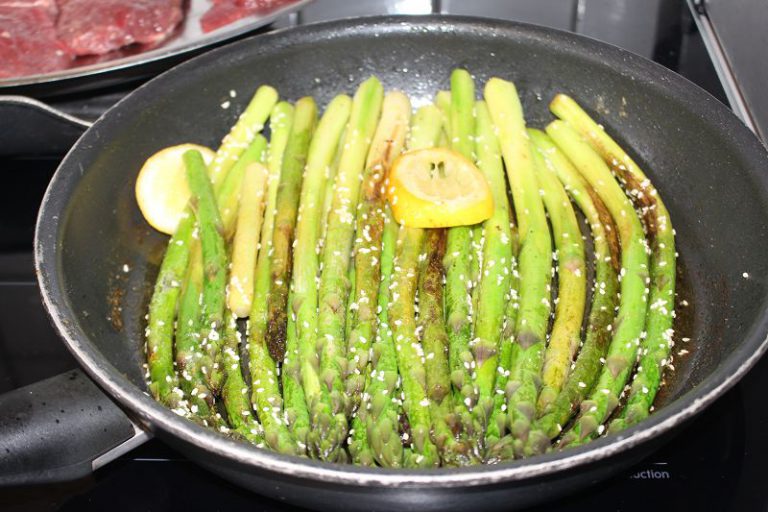 MANTARLI RISOTTO TARIFI; ENFES BIR MENÜ ESLIGINDE; biftek nasil