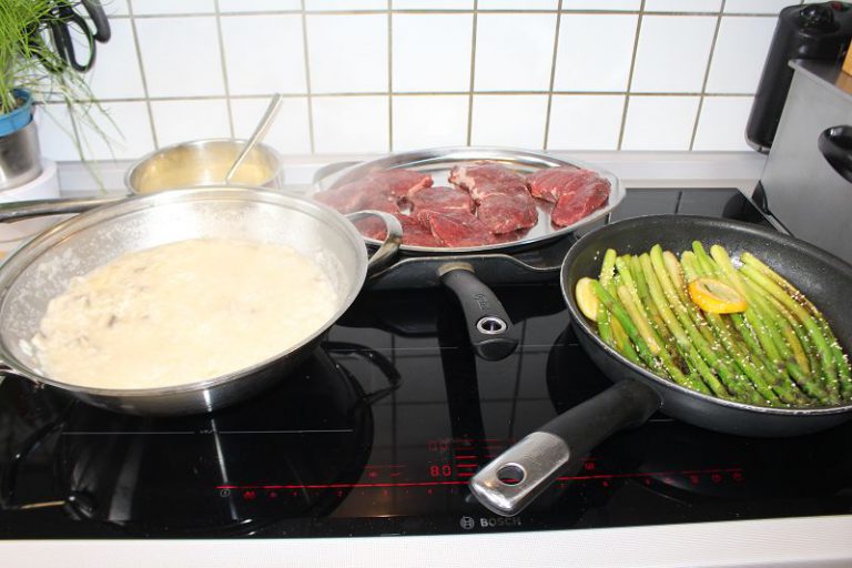 MANTARLI RISOTTO TARIFI; ENFES BIR MENÜ ESLIGINDE; biftek nasil