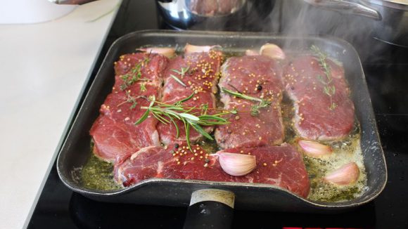 MANTARLI RISOTTO TARIFI; ENFES BIR MENÜ ESLIGINDE; biftek nasil